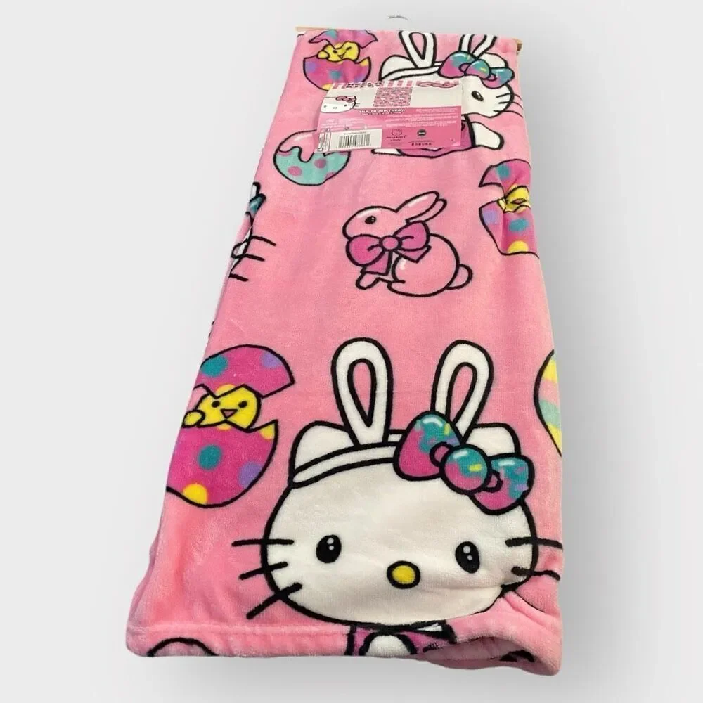 Hello Kitty 'Easter Bunny and Eggs' 50x70